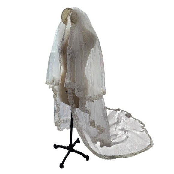 60s Headband Cathedral Wedding Veil 107in Long Lace with Blusher Heirloom bridal - Picture 5 of 16